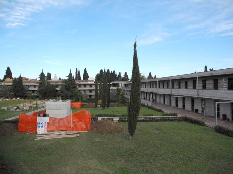 Cimitero 5