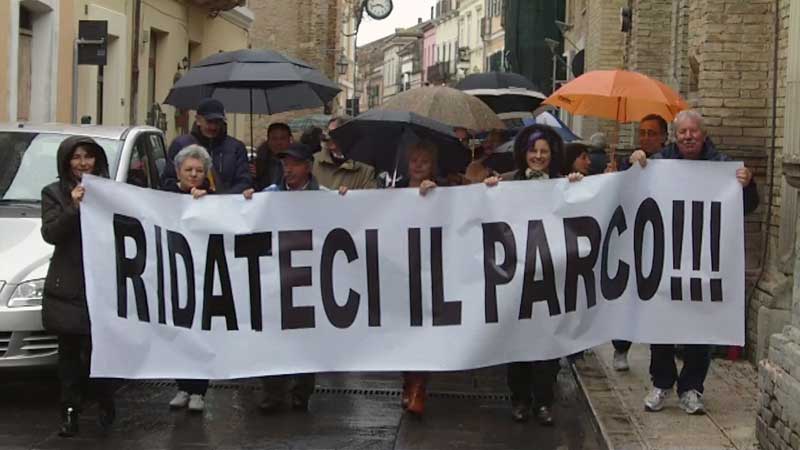 corteo2